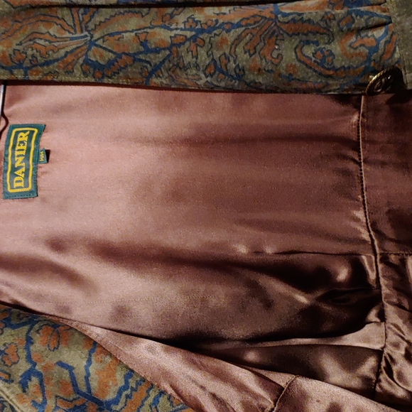 Danier Vintage Suede Jacket **PRICE IS FIRM" - Picture 9 of 11